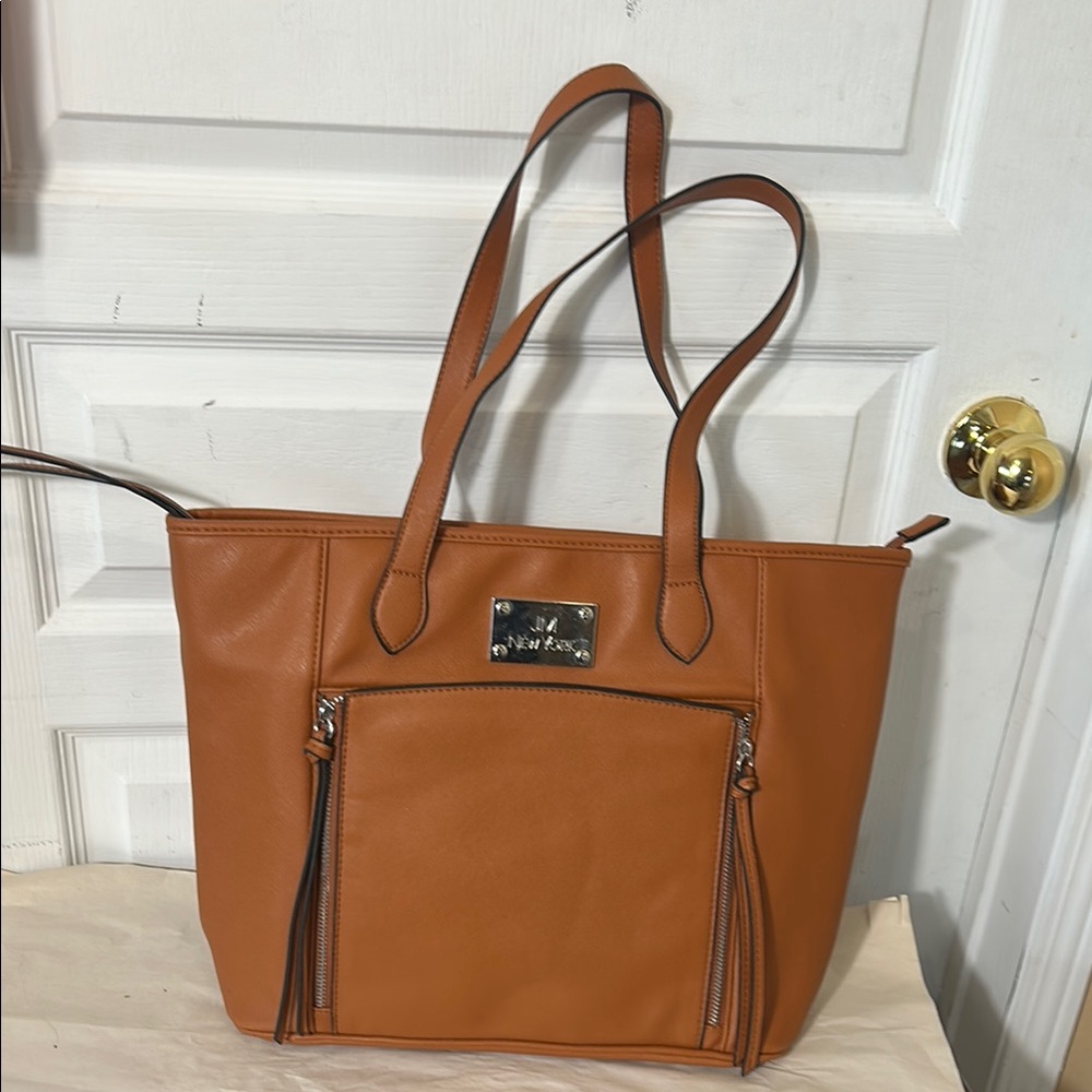 JM NEW YORKTan Tote Bag